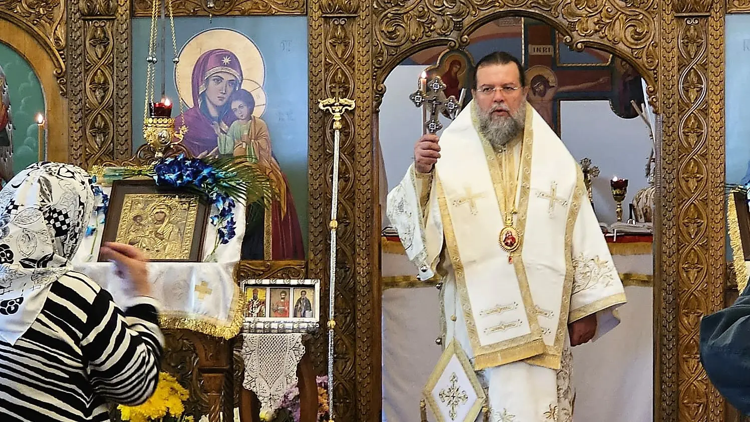 Episcopul Mihail